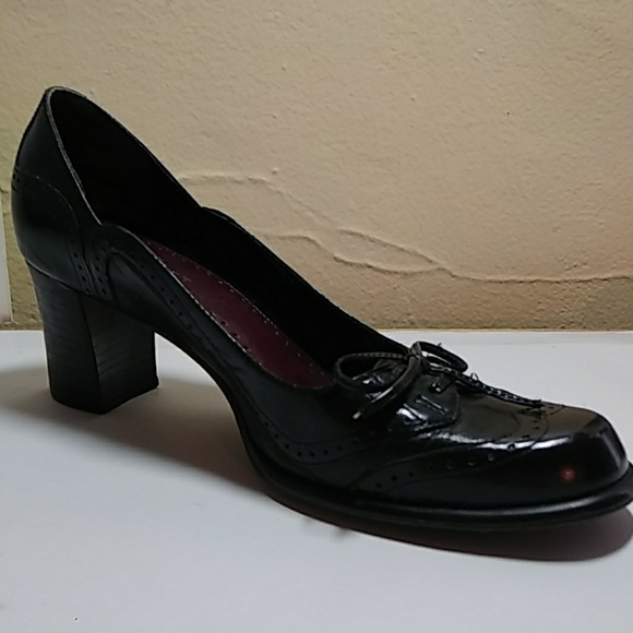 Nine West shoes - Picture 4 of 8